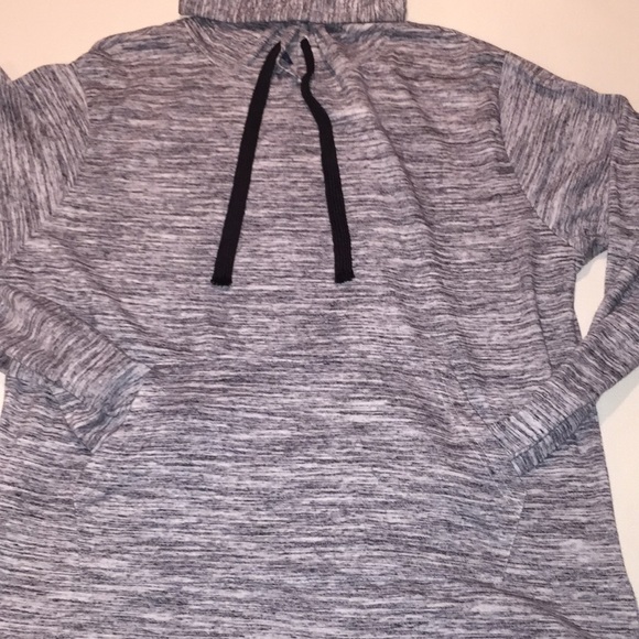 U.S Apparel T-Shirt Hoodie Small Light Weight - Picture 2 of 4